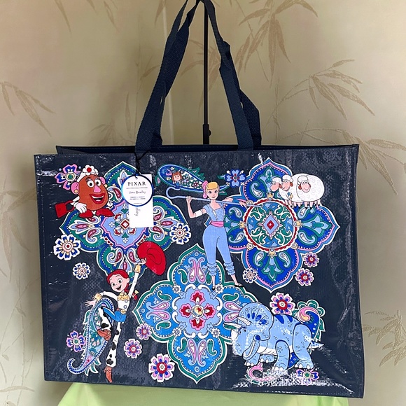 VERA BRADLEY DISNEY PIXAR TOY STORY MARKET TOTE:NWT ANDY'S ROOM - Picture 1 of 13